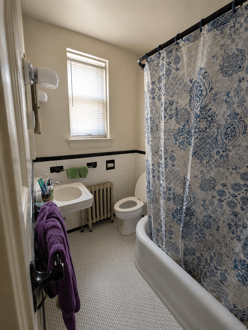 West Lafayette Apartment: 101 Andrew Place