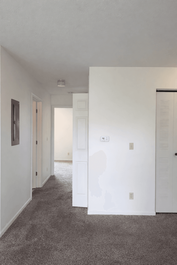 West Lafayette Apartment: 2252 Sagamore Parkway West