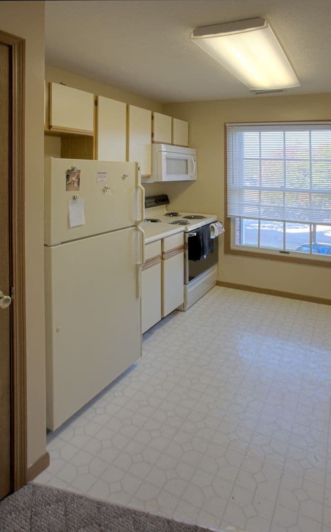 Lafayette Apartment: 705 N. 5th Street