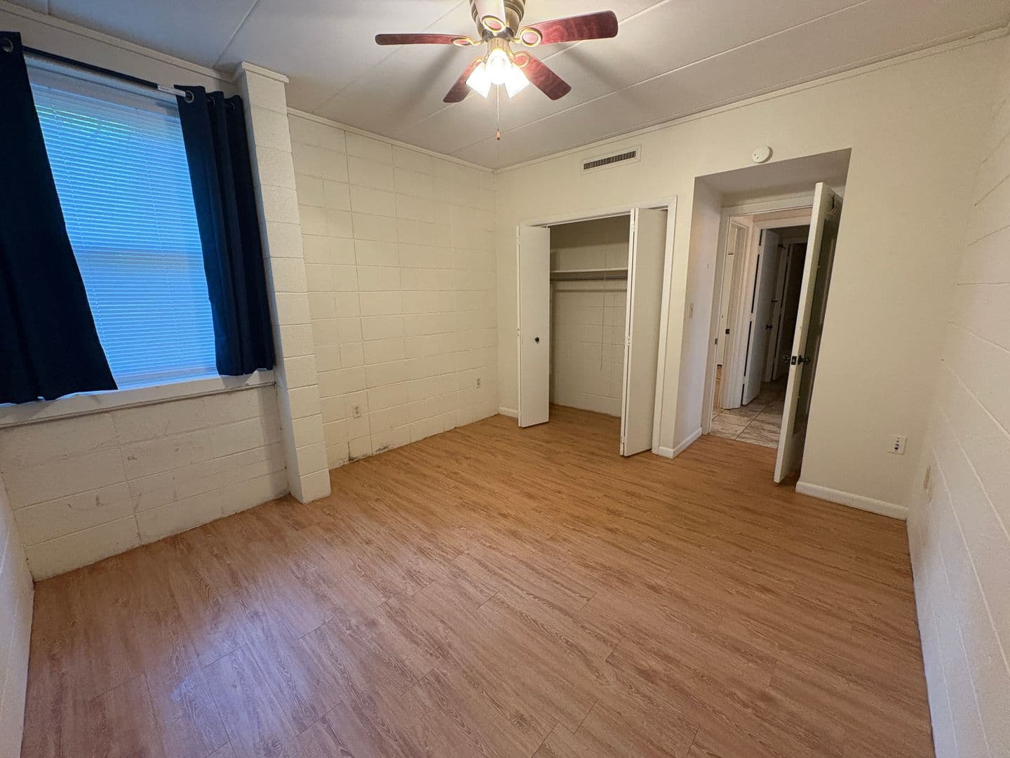 Blacksburg Apartment: 900 Brightwood Manor Unit B4