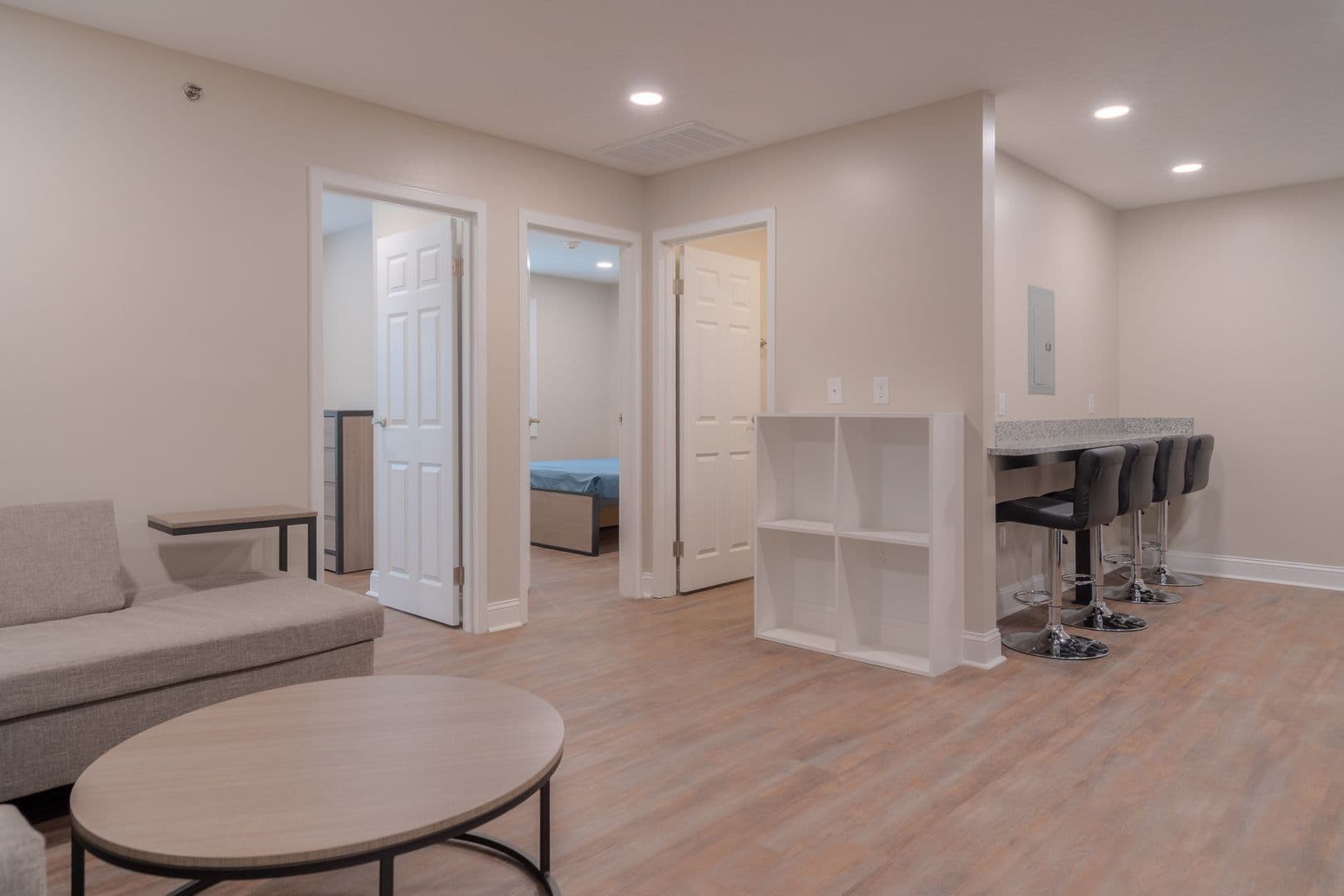 Christiansburg Apartment: Oak Tree Blvd