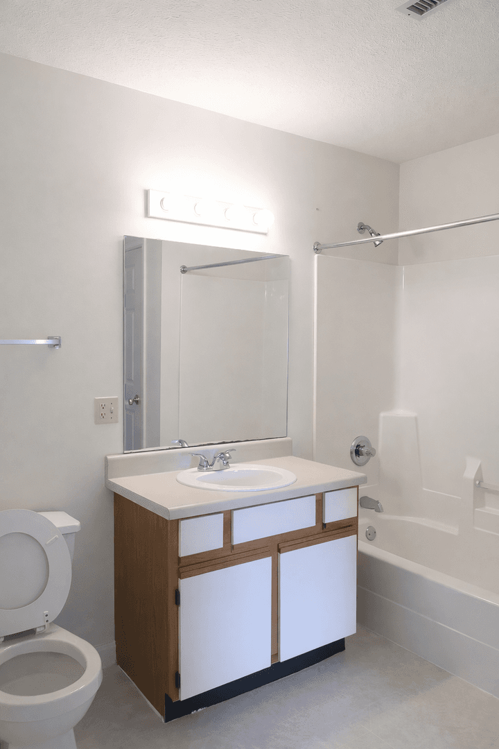 West Lafayette Apartment: 2252 Sagamore Parkway West