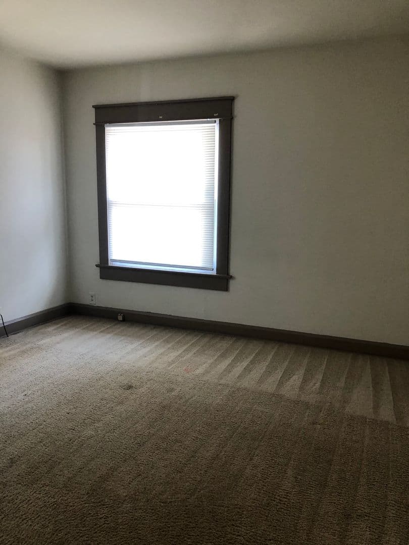Bloomington House: 415 N Lincoln Street