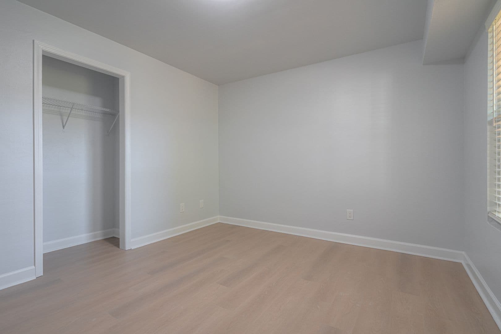 Blacksburg Apartment: 208 Wharton St.