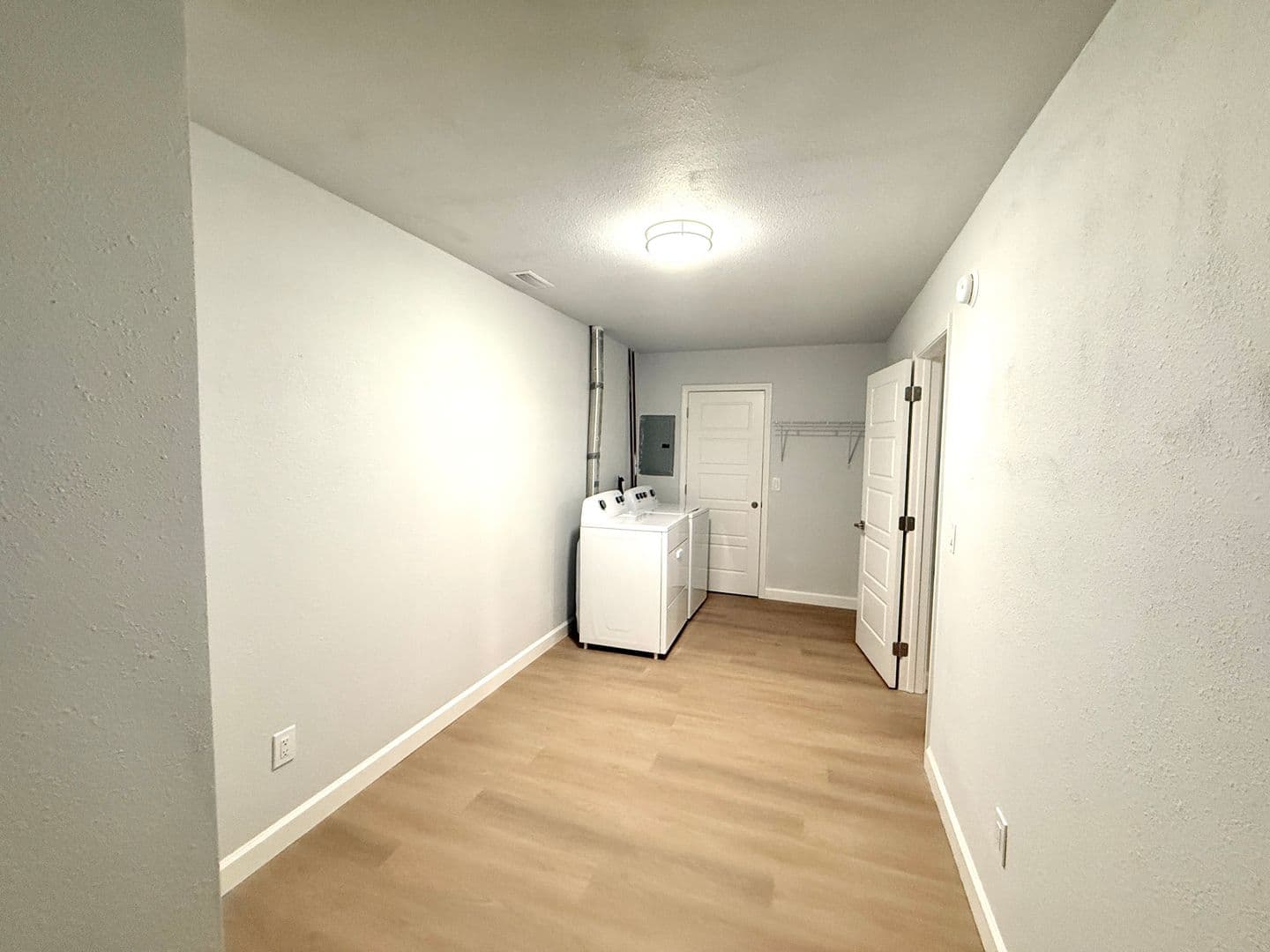 Blacksburg Apartment: 701 South Main St.