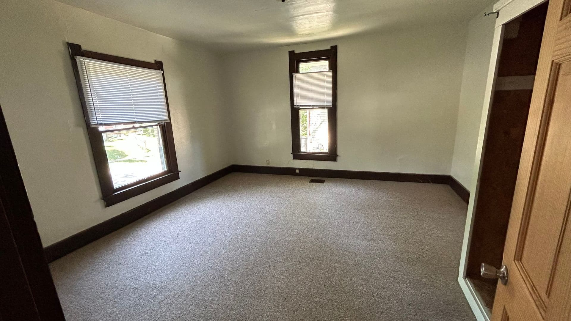 Bloomington House: 310 E 11th Street