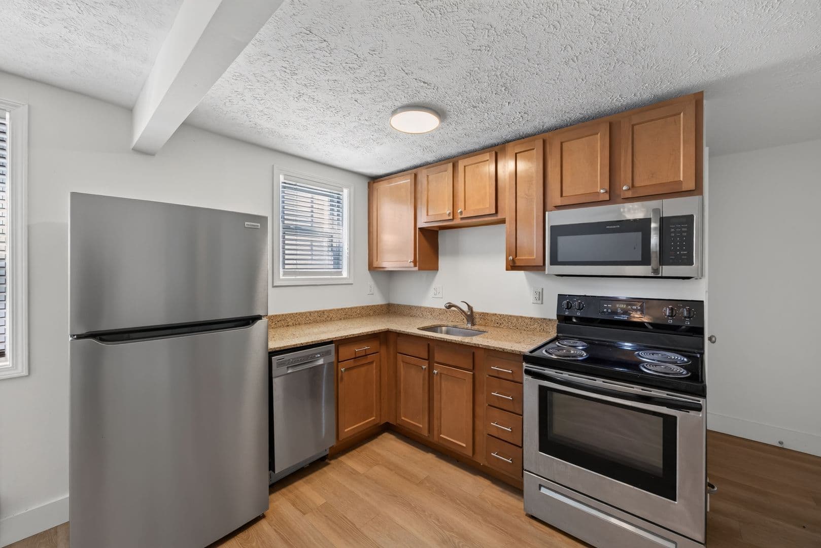 Bloomington Apartment: 400 S. Henderson St.
