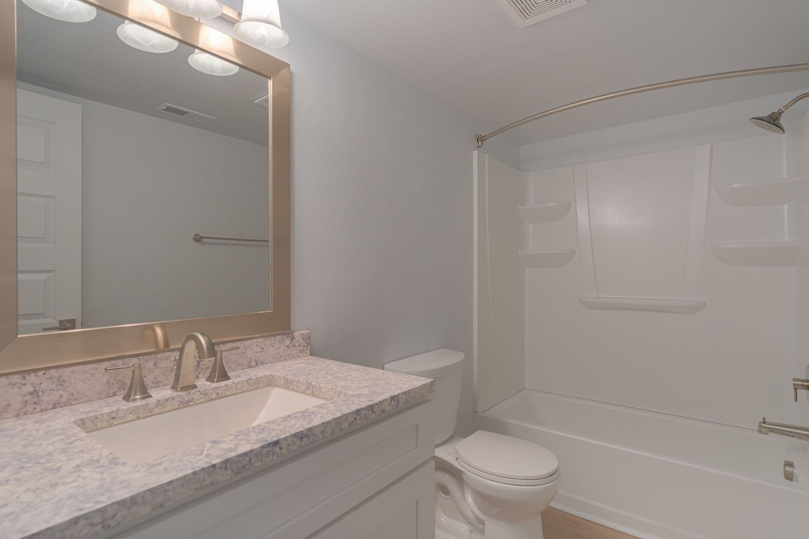 Blacksburg Apartment: 208 Wharton St.