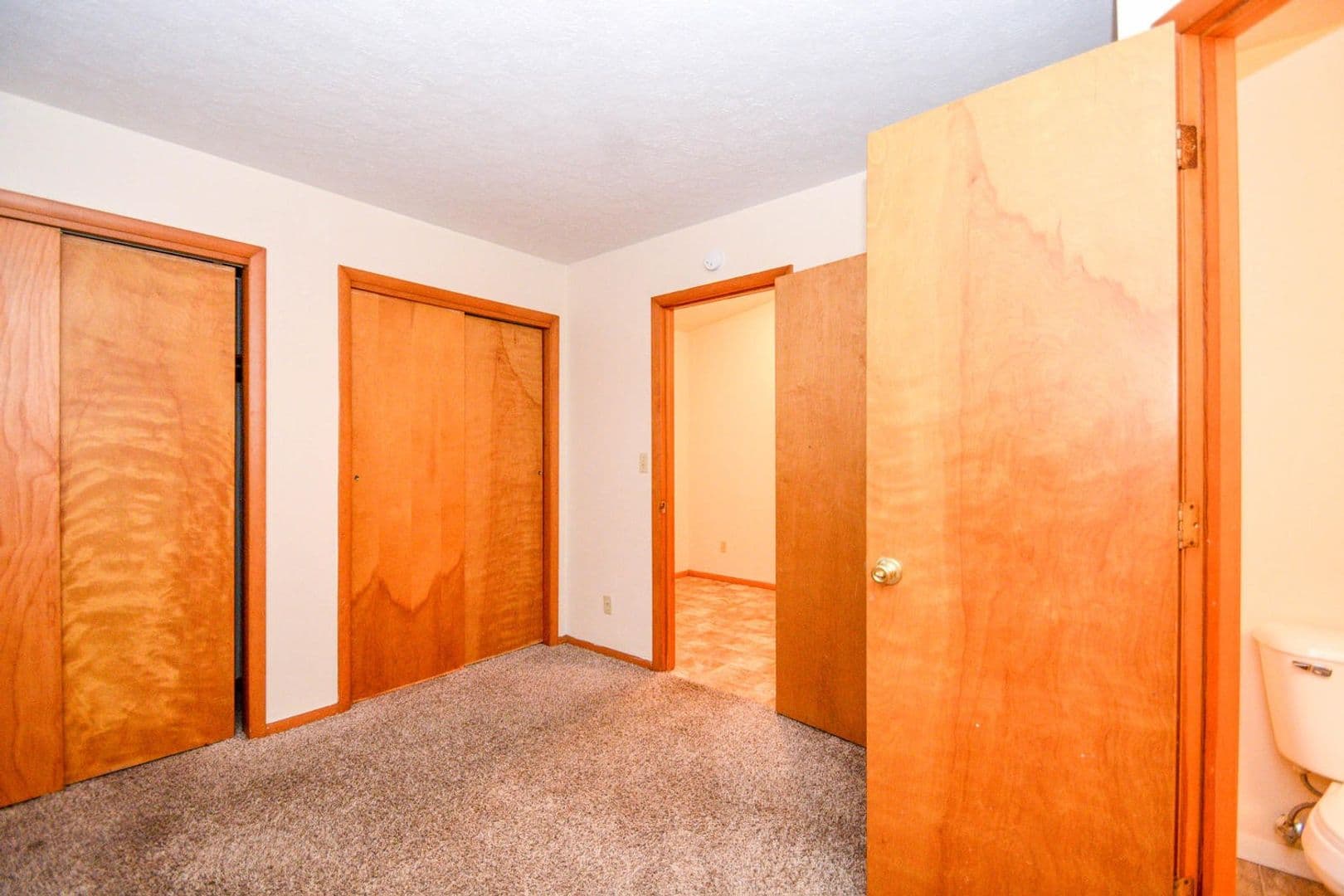 Bloomington Condo: 545 E Smith Avenue