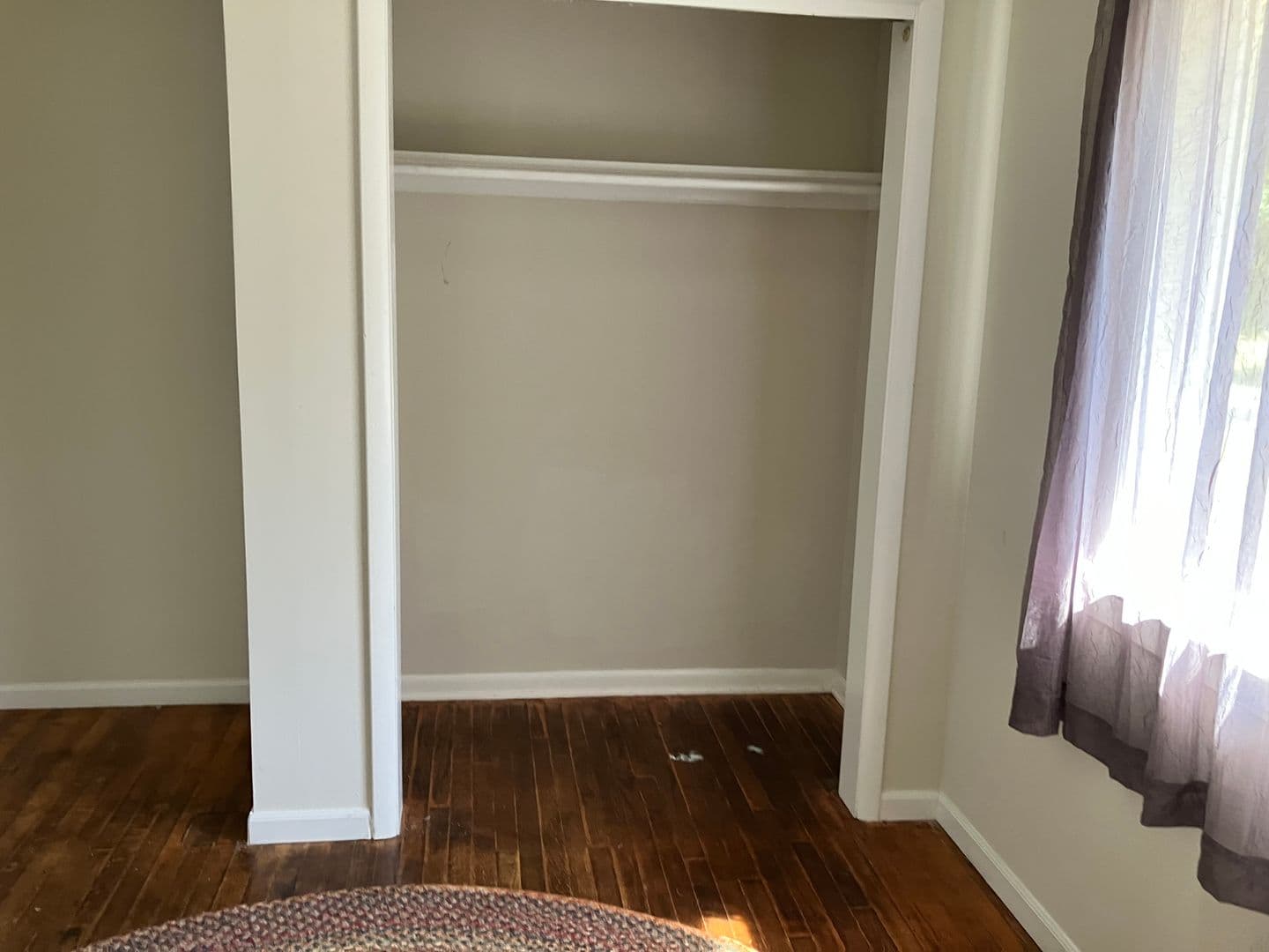 Bloomington House: 3607 E Morningside Drive