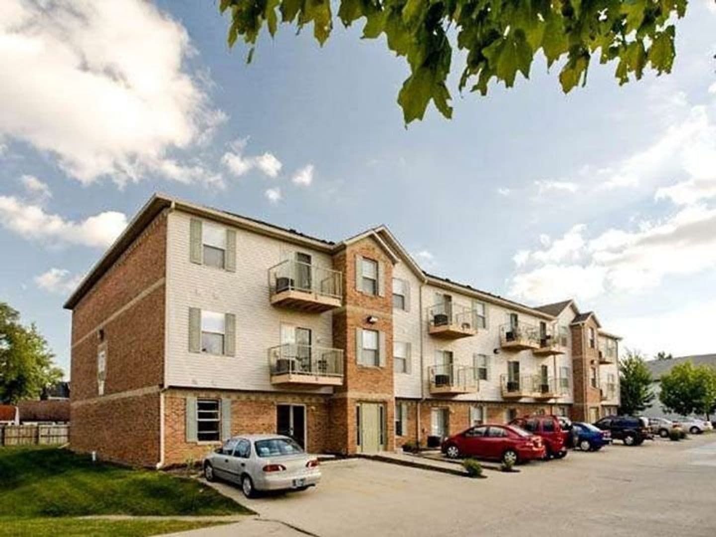 West Lafayette Apartment: 2475 Sycamore Lane