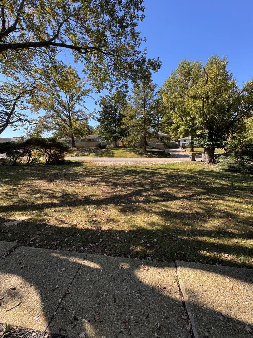 Bloomington House: 1507 S Nancy Street