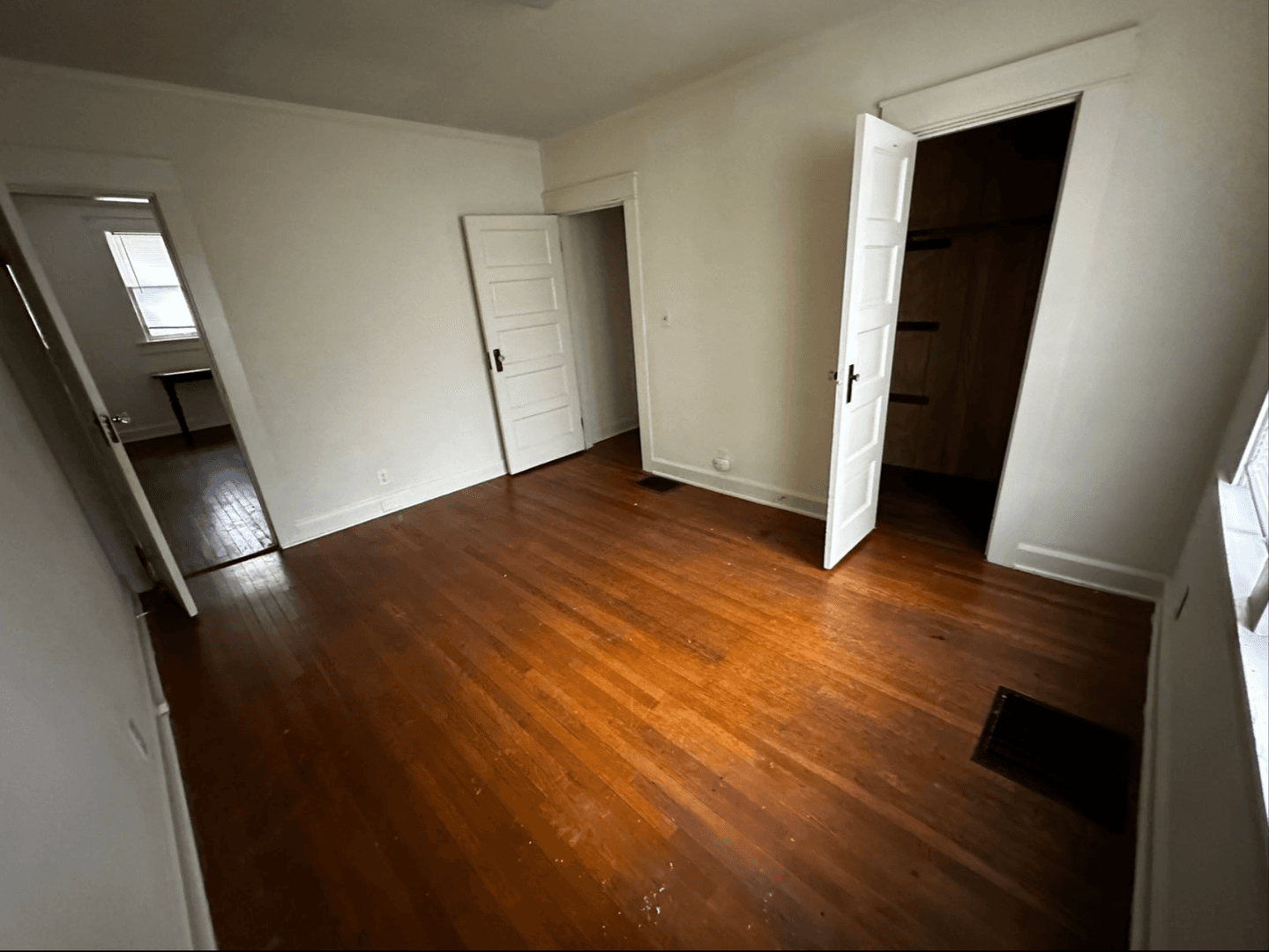 Bloomington House: 514 S Washington Street