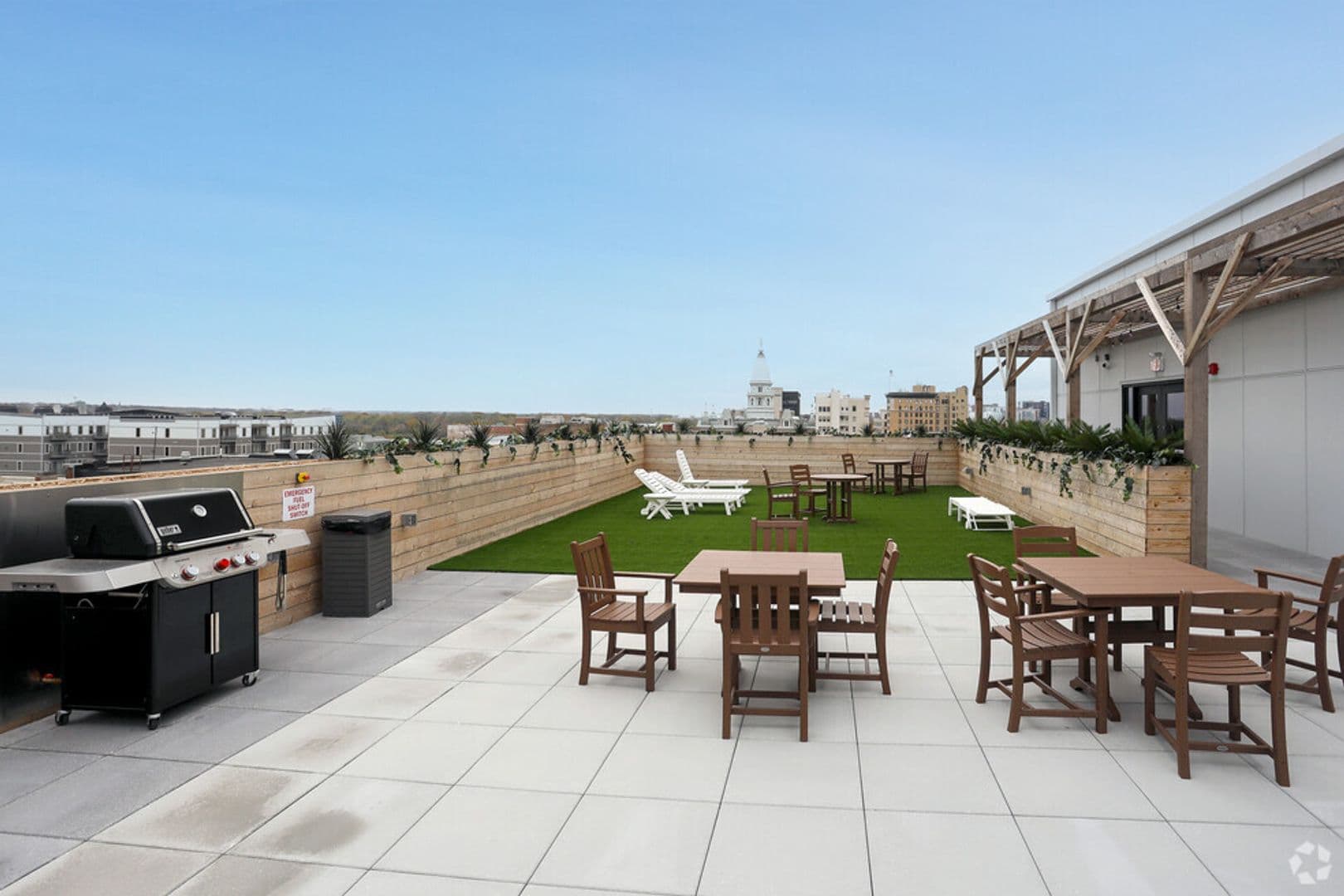 Lafayette Apartment: 615 Main Street