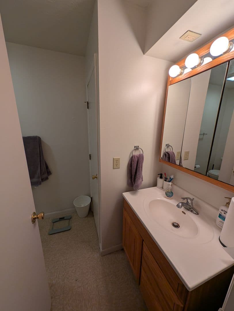 West Lafayette Apartment: 231 Pierce Street