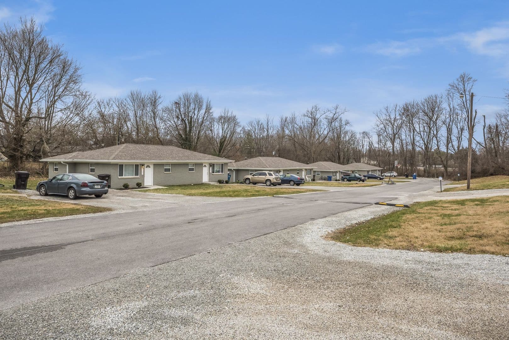 Bloomington Apartment: 4100 W Stebu Ln