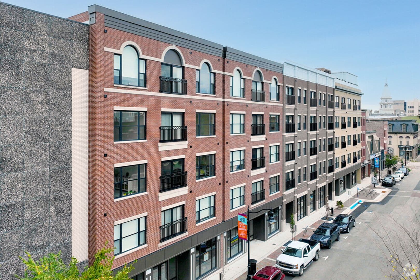 Lafayette Apartment: 615 Main Street