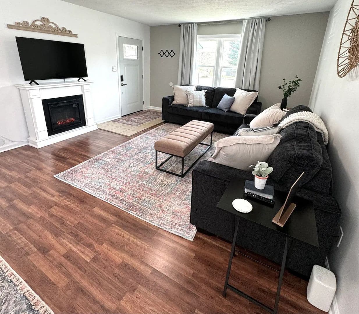 Bloomington House: 2708 S Rogers - 2708