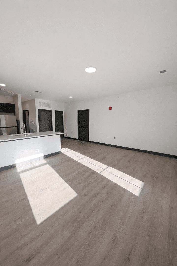 Lafayette Apartment: 3210-3243 Peninsula Pointe Circle W