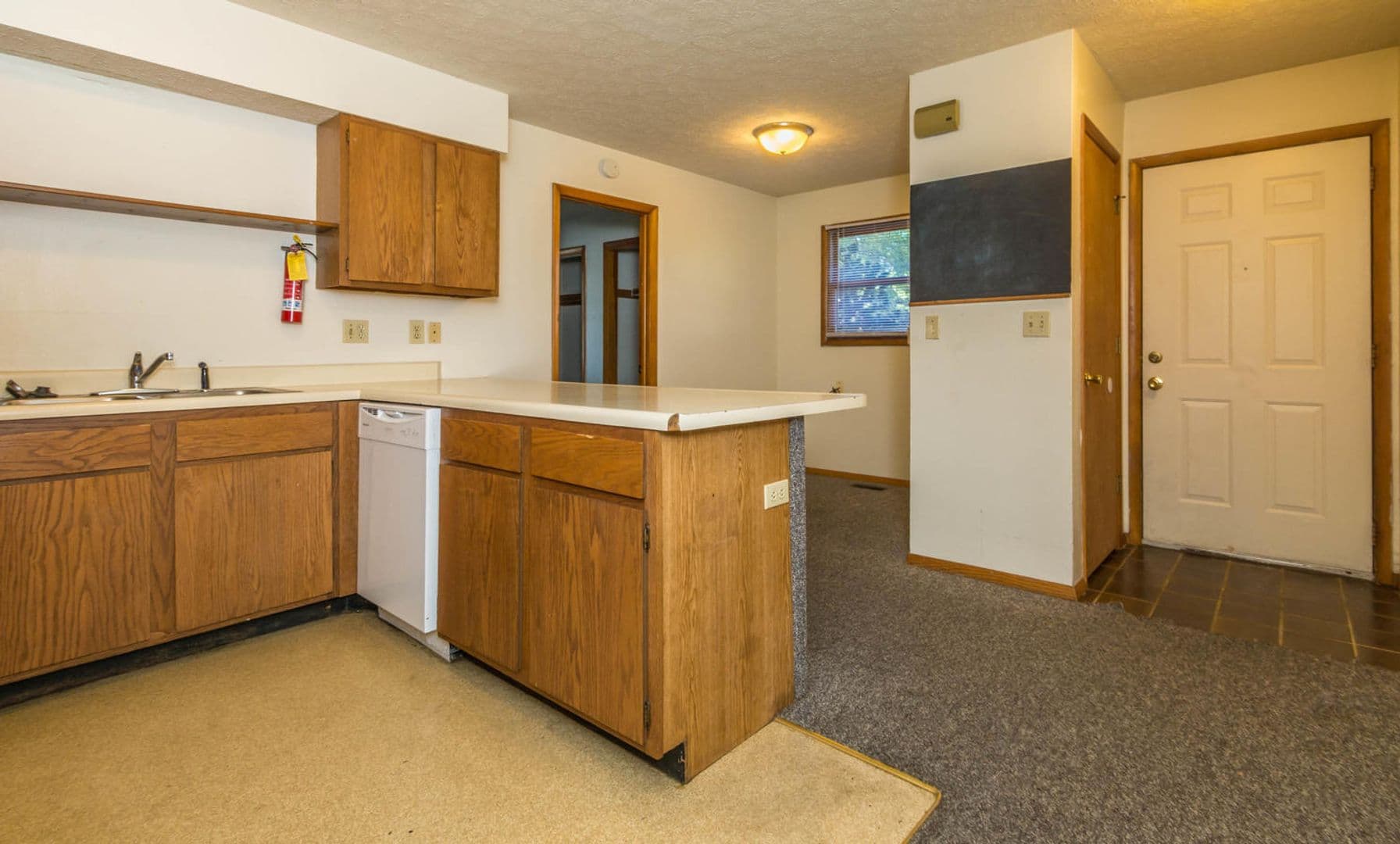 Bloomington Condo: 519 E Smith Avenue