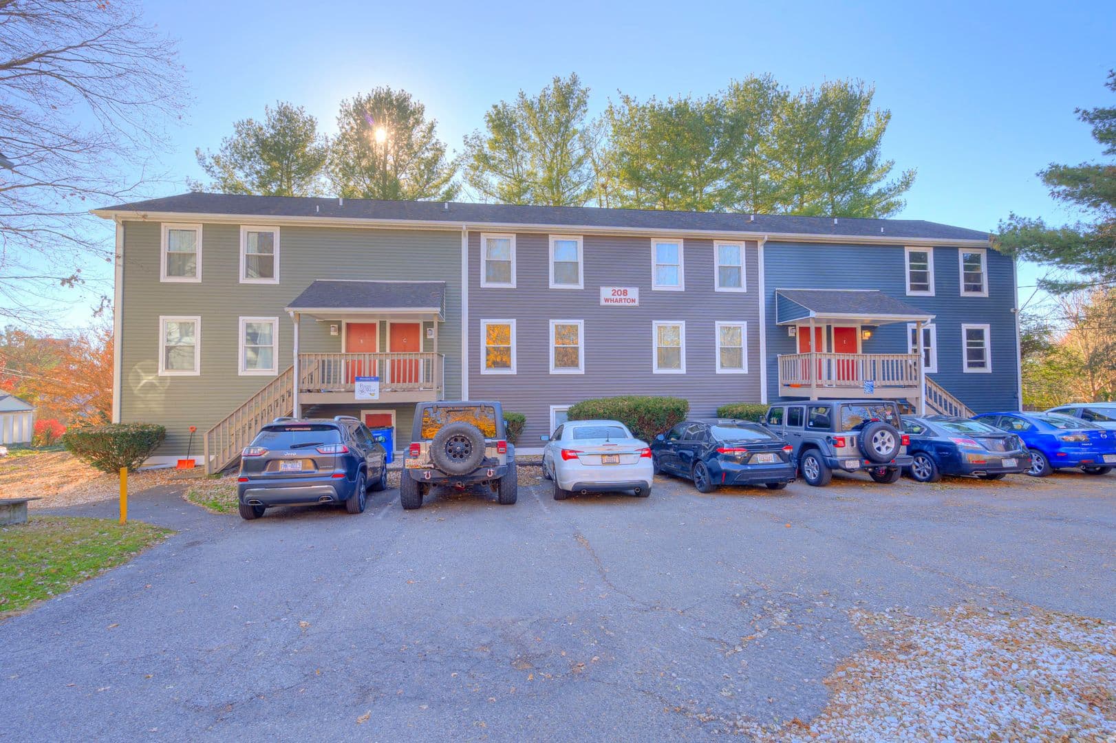 Blacksburg Apartment: 208 Wharton St.