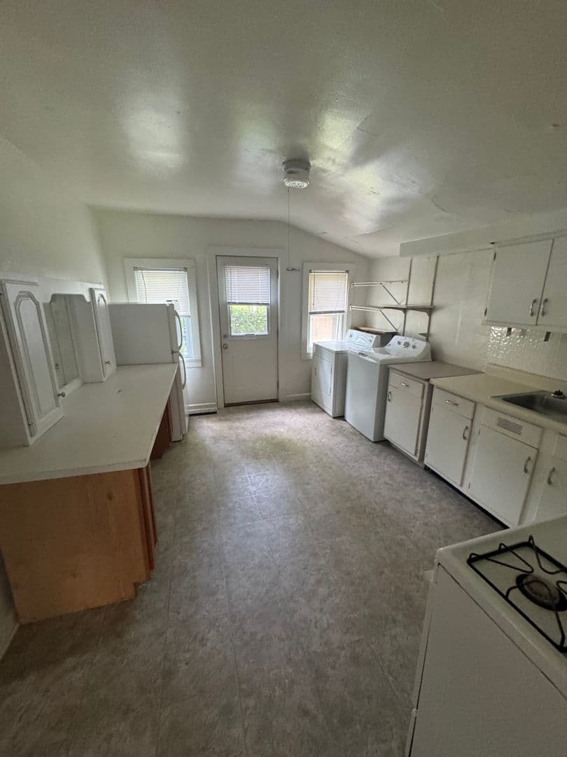 Bloomington House: 812 S Lincoln Street