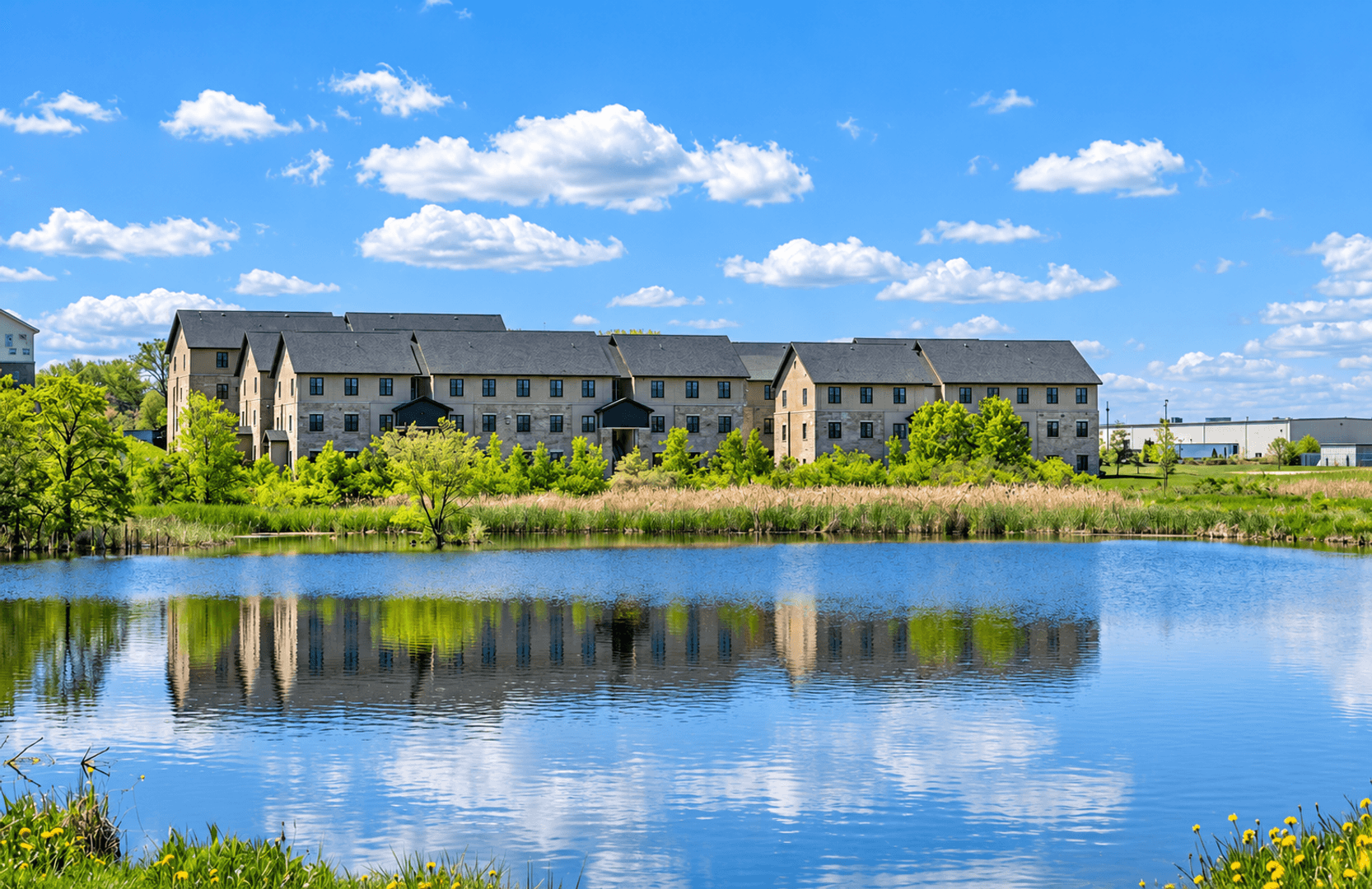 West Lafayette Apartment: 2555-2575 Neil Armstrong Dr