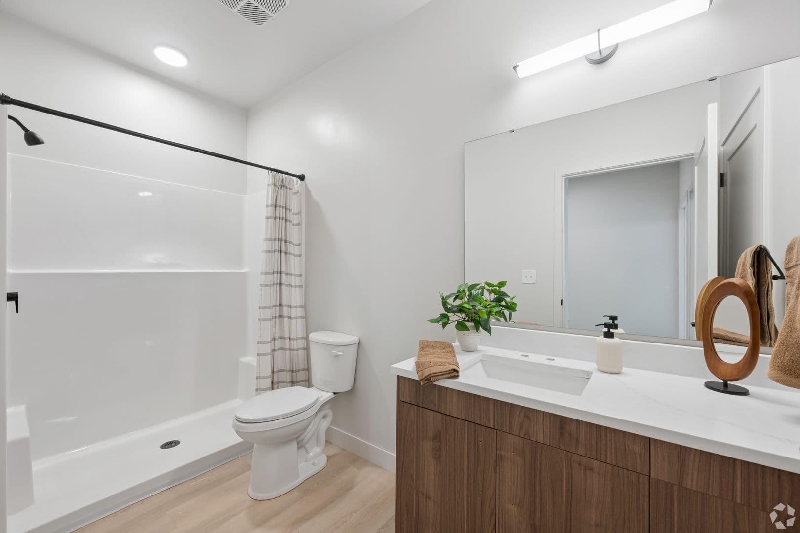 West Lafayette Apartment: 2555-2575 Neil Armstrong Dr
