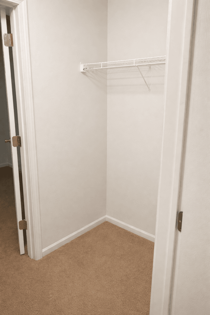 West Lafayette Apartment: 2252 Sagamore Parkway West