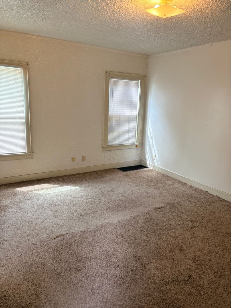 Bloomington Apartment: 111 E. Cottage Grove Ave