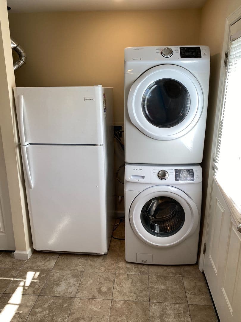 Bloomington Apartment: 4100 W Stebu Ln