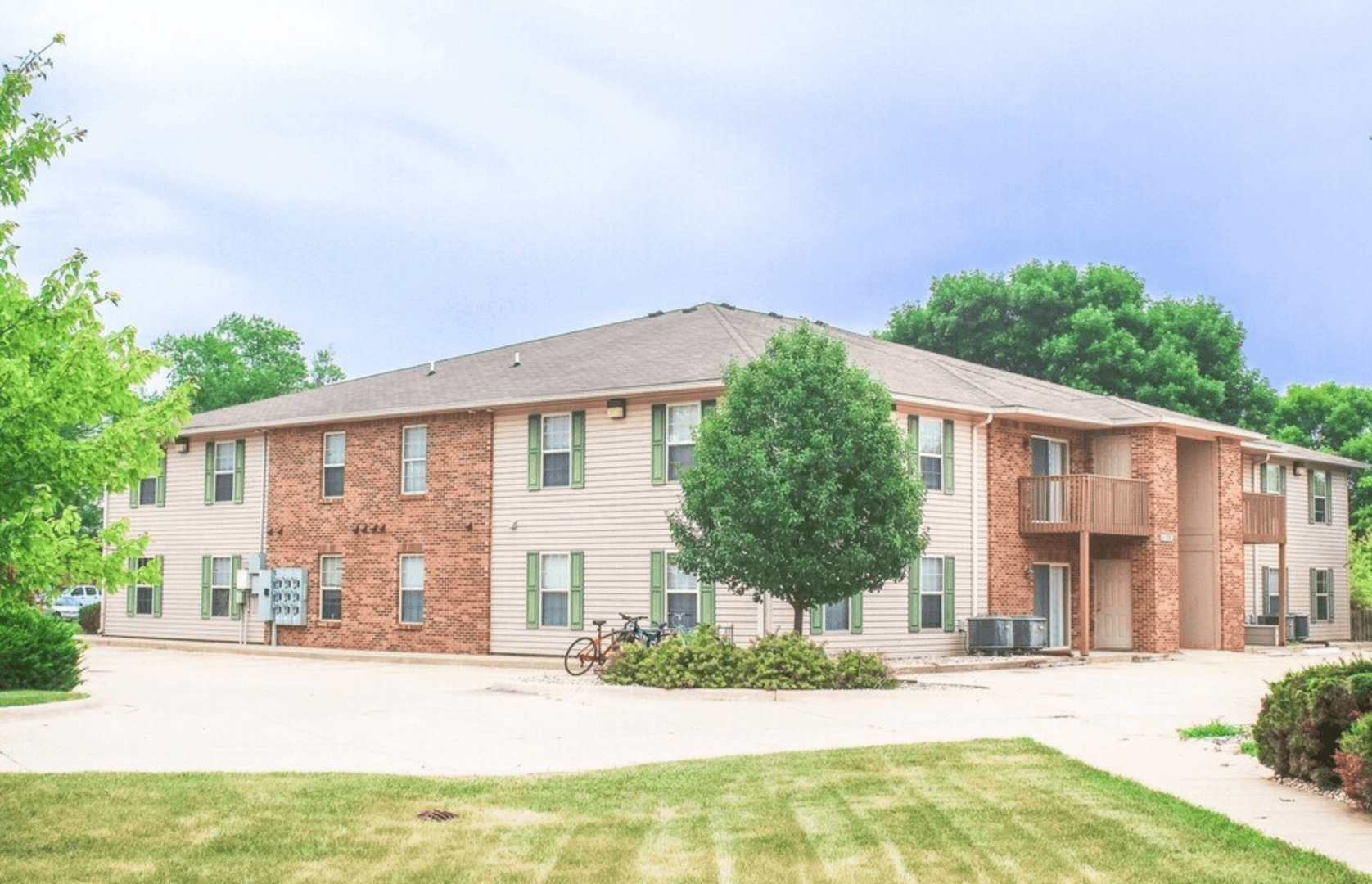 West Lafayette Apartment: 1117 Anthrop Drive
