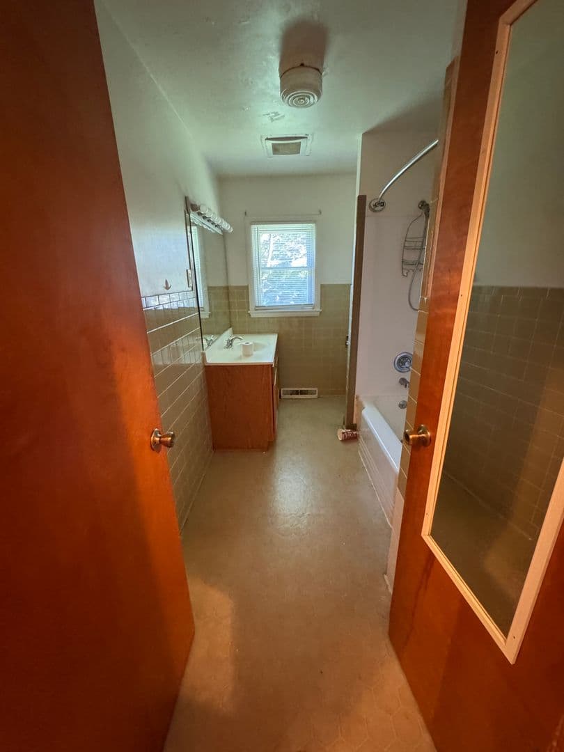 Bloomington House: 1507 S Nancy Street