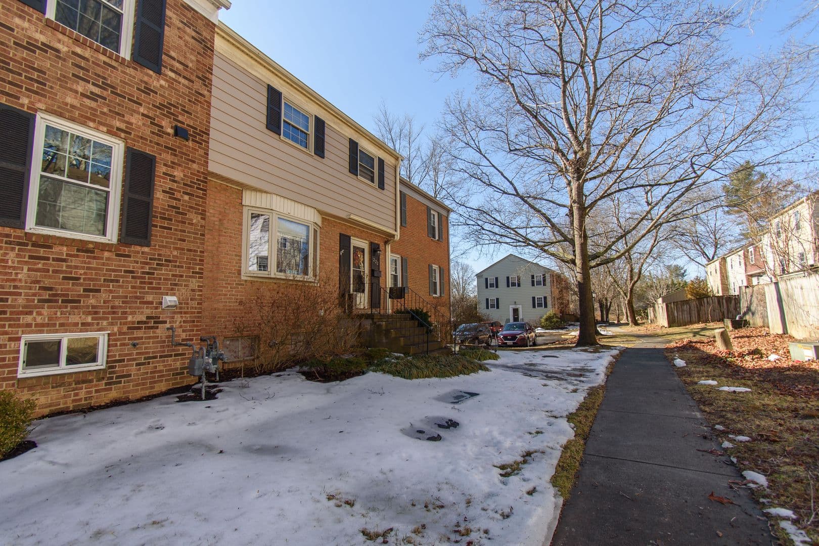 Blacksburg House: 222 Huntington Ln