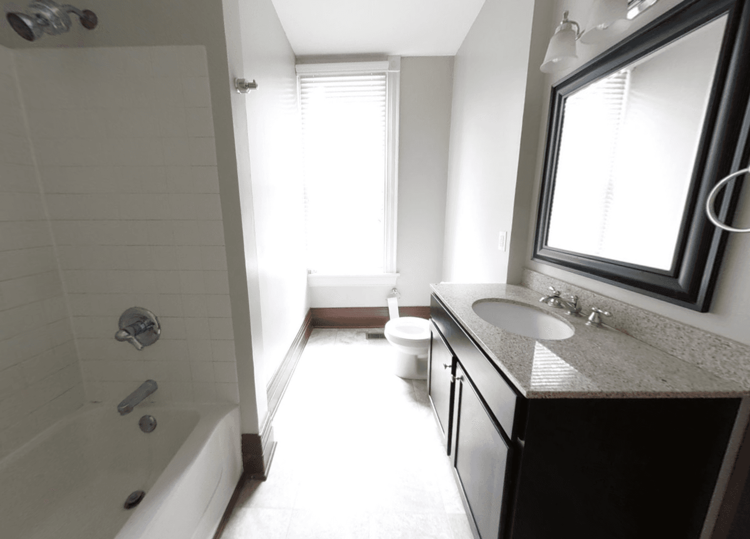 Lafayette Apartment: 711 South Street