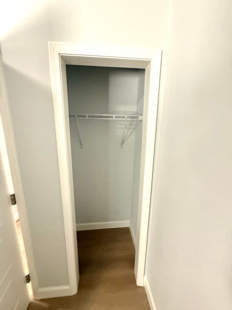 Blacksburg Apartment: 701 South Main St.
