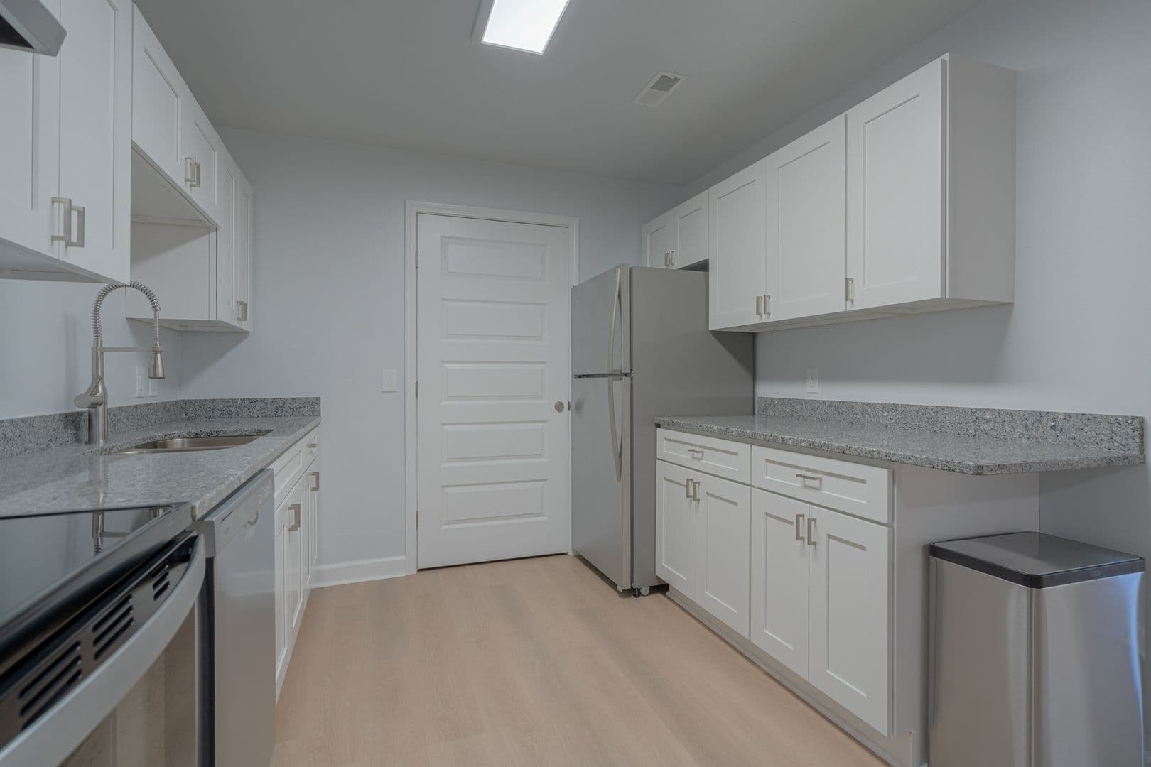 Blacksburg Apartment: 208 Wharton St.