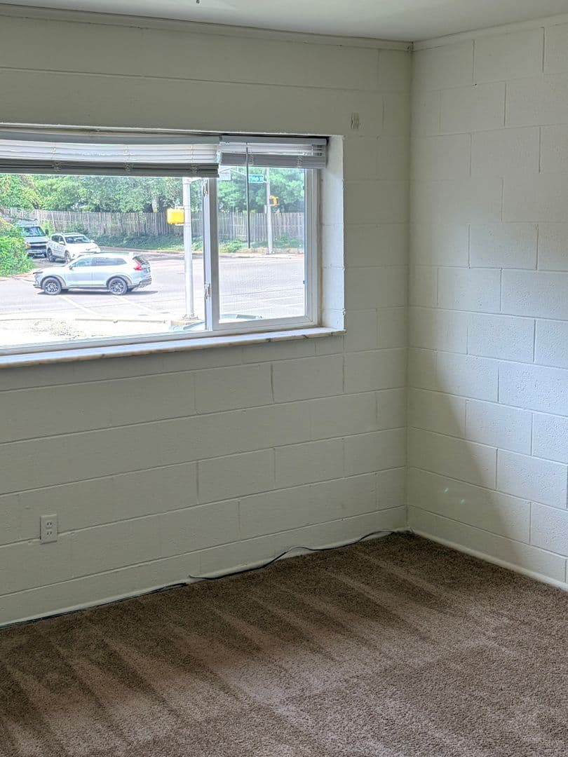 Bloomington Apartment: 2106 E 2nd Street