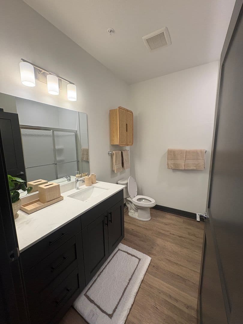 Lafayette Apartment: 3210-3243 Peninsula Pointe Circle W