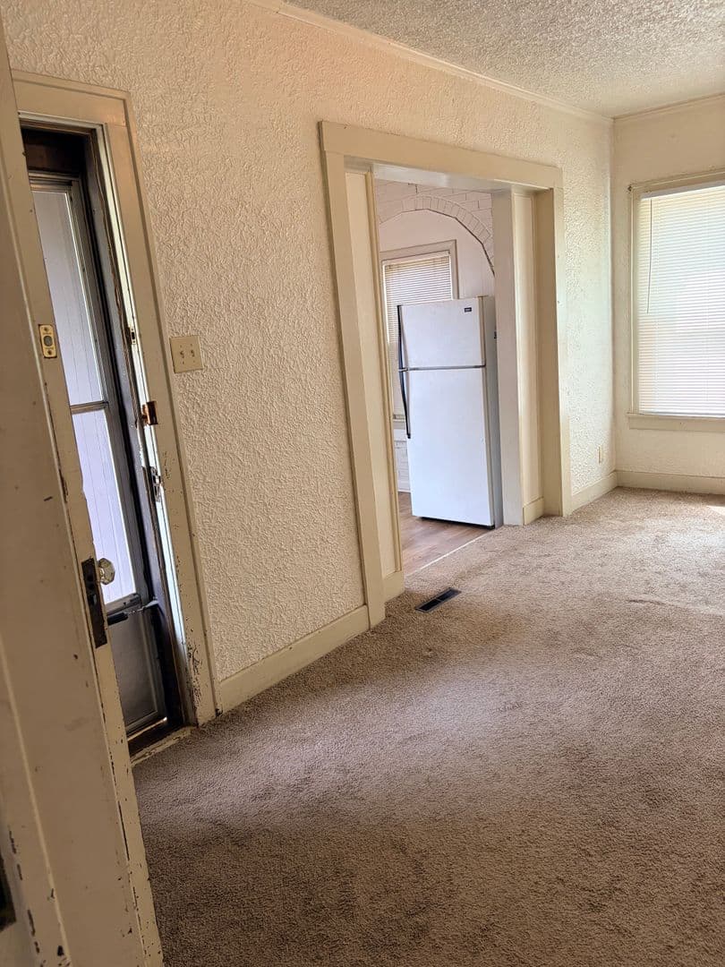 Bloomington Apartment: 111 E. Cottage Grove Ave