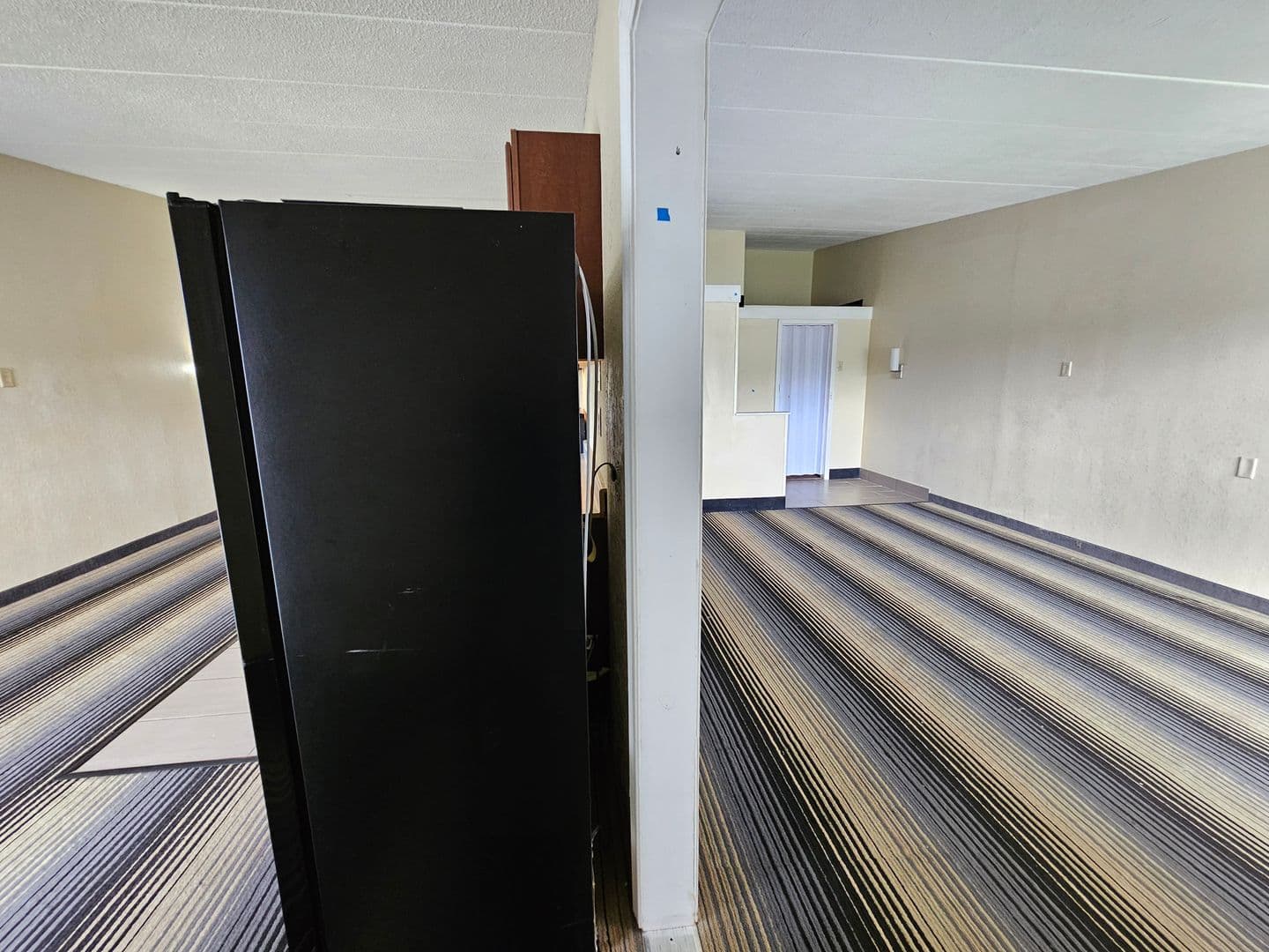 Bloomington Apartment: 1722 N Walnut St.