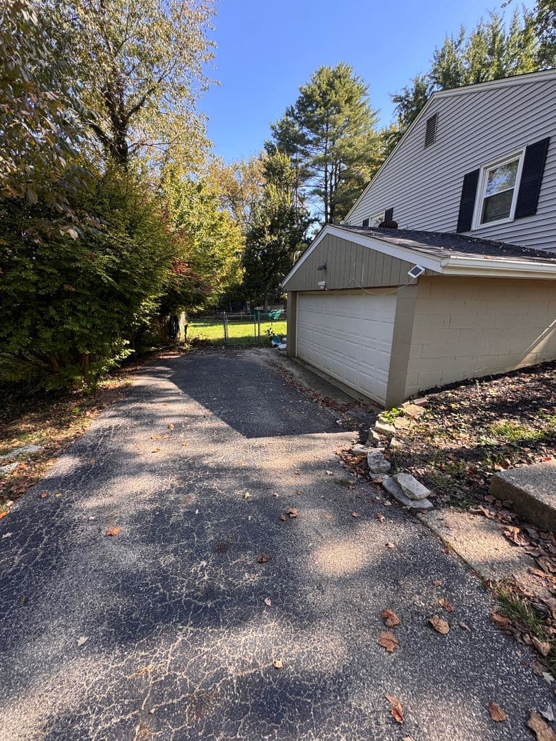 Bloomington House: 1507 S Nancy Street