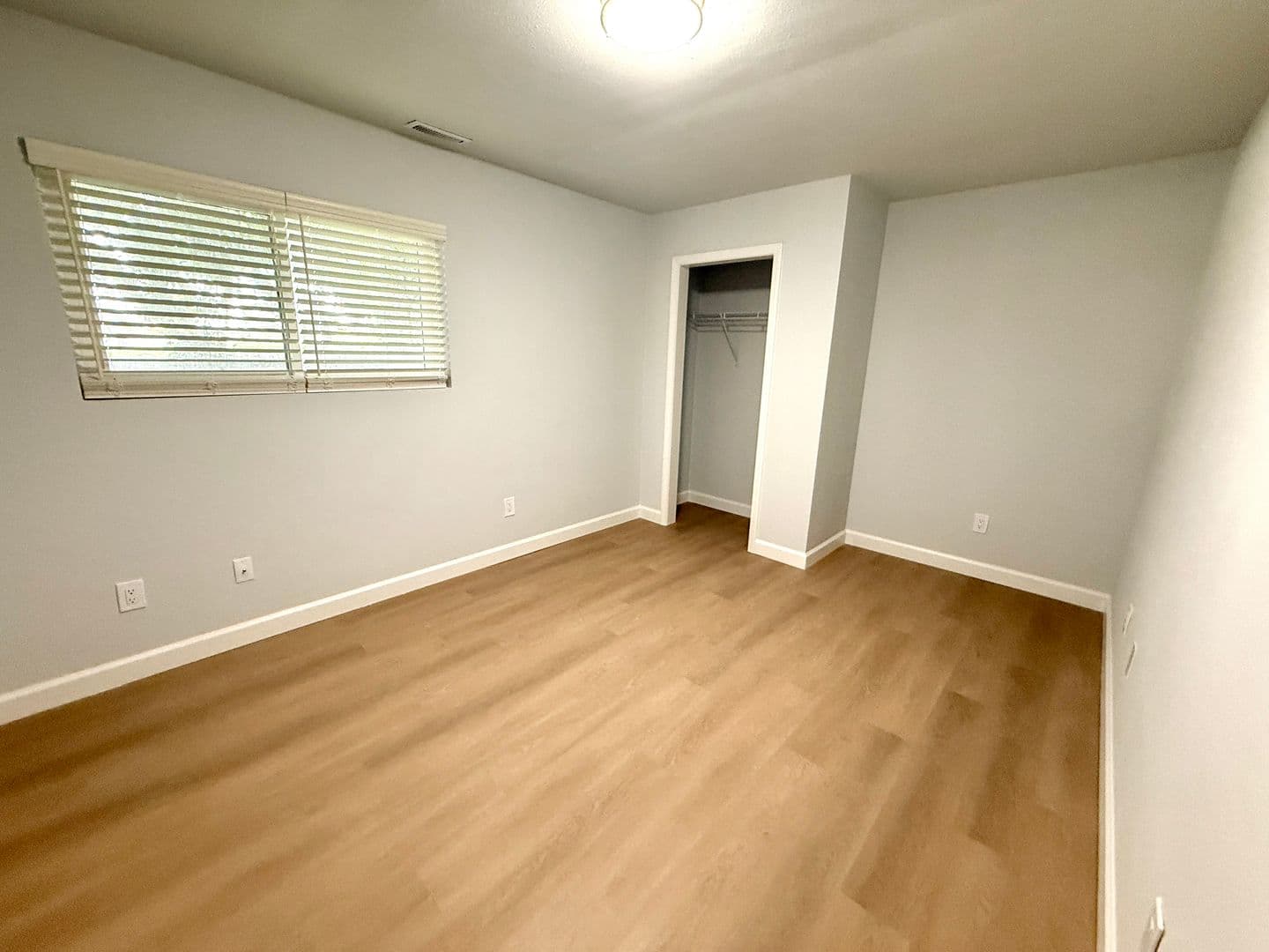 Blacksburg Apartment: 701 South Main St.