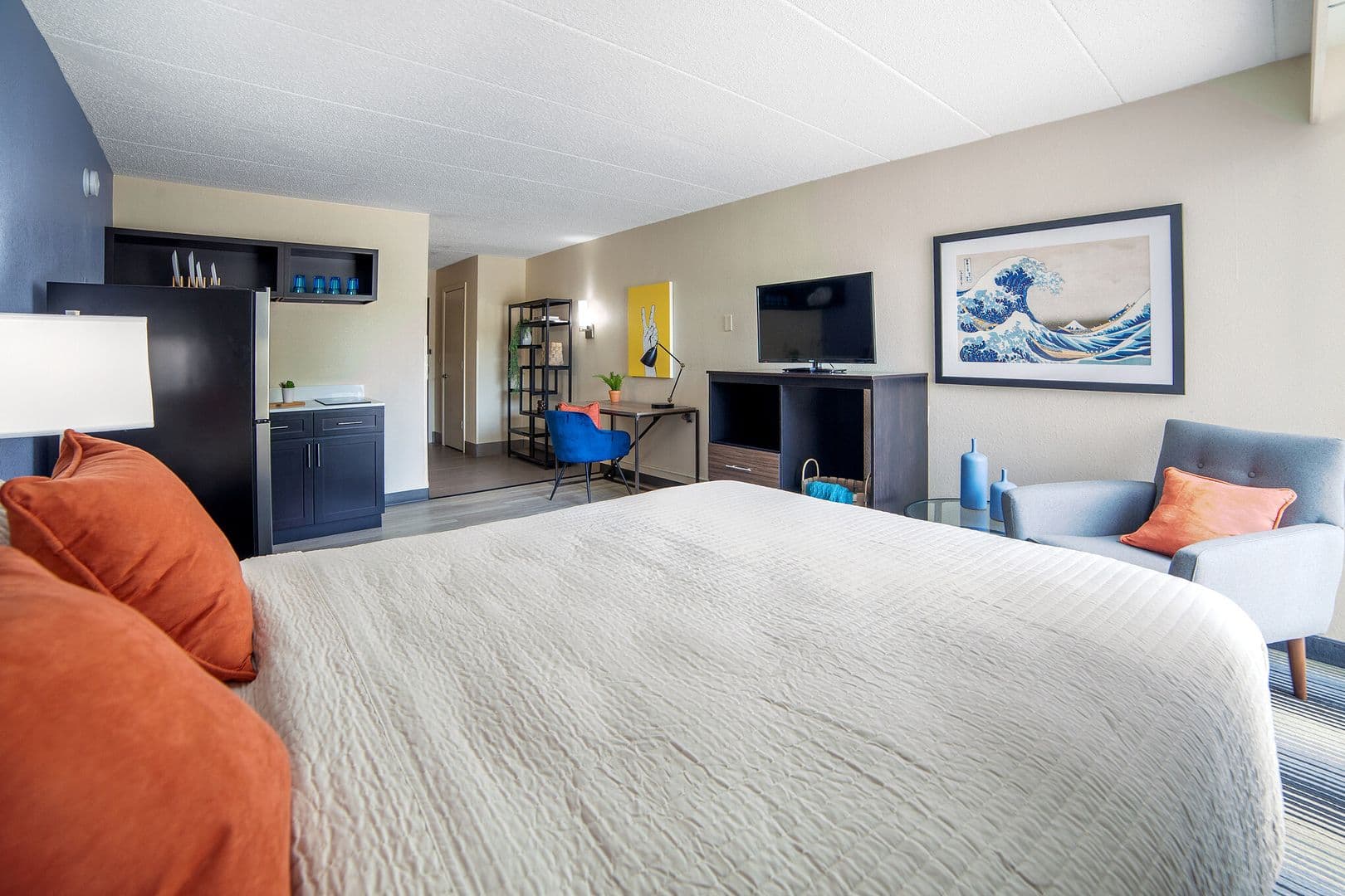 Bloomington Apartment: 1722 N Walnut St.