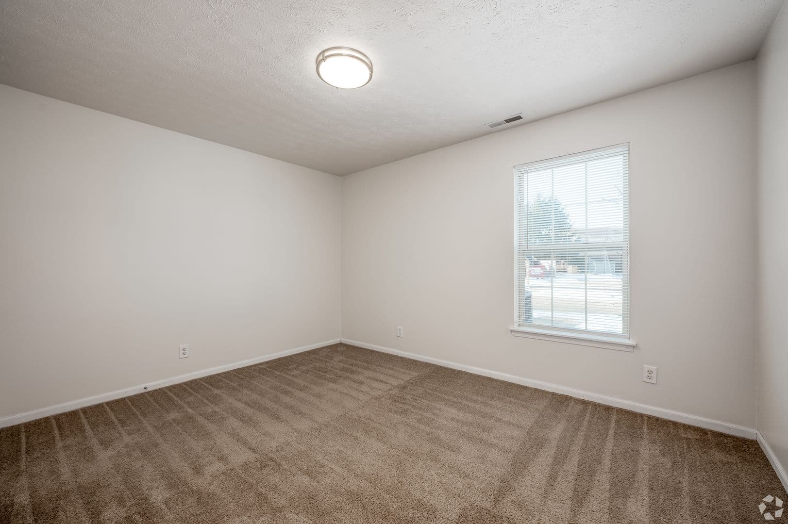 West Lafayette Apartment: 1117 Anthrop Drive