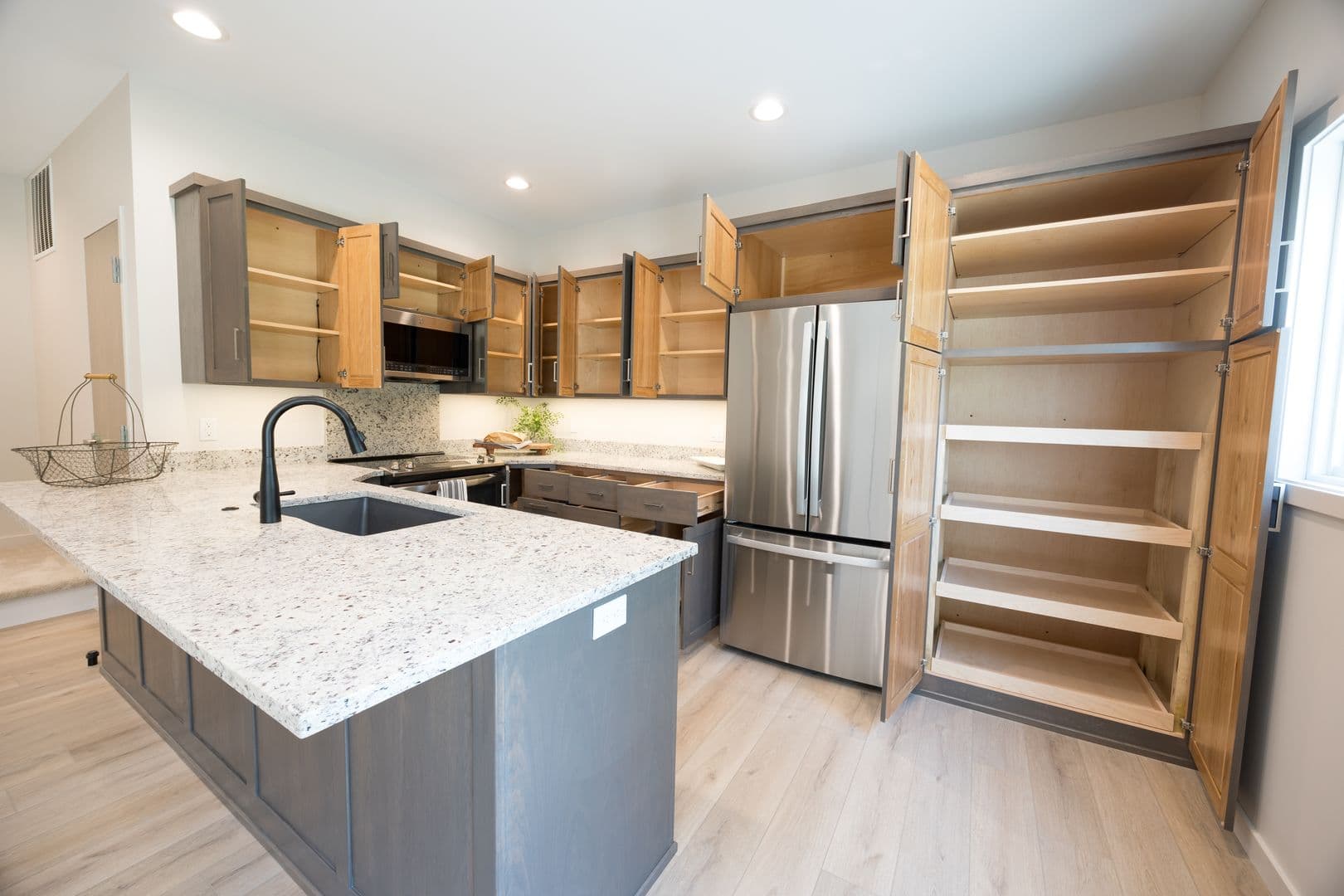 Remington Apartment: 301 W. Short Street