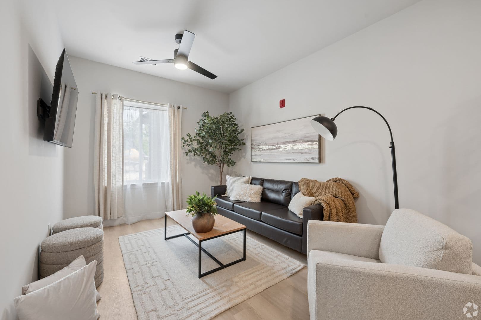 West Lafayette Apartment: 2555-2575 Neil Armstrong Dr