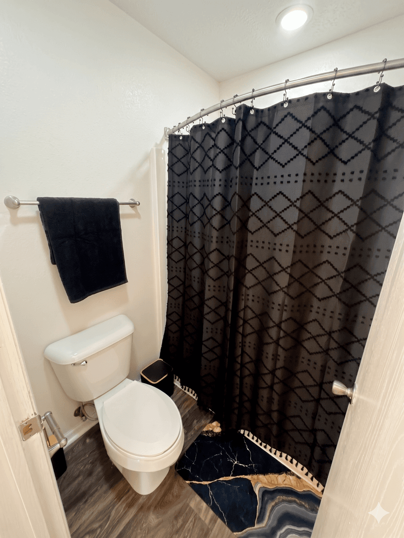 West Lafayette Apartment: 1117 Anthrop Drive