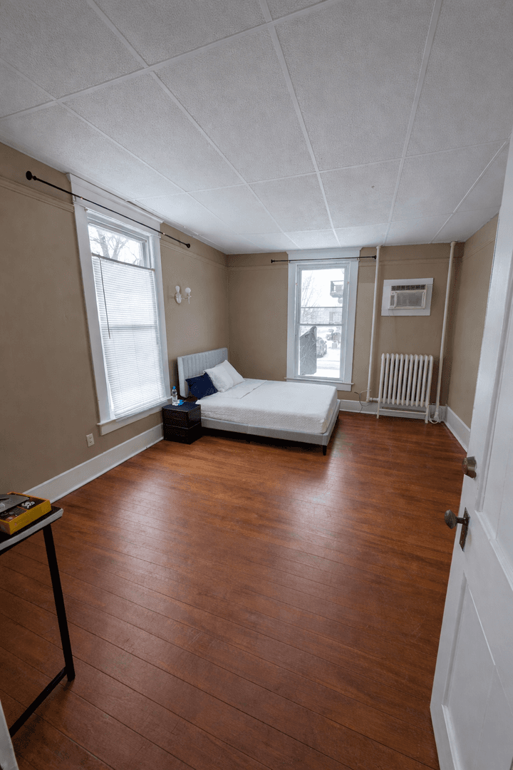 Lafayette Apartment: 704 N. 6th Street
