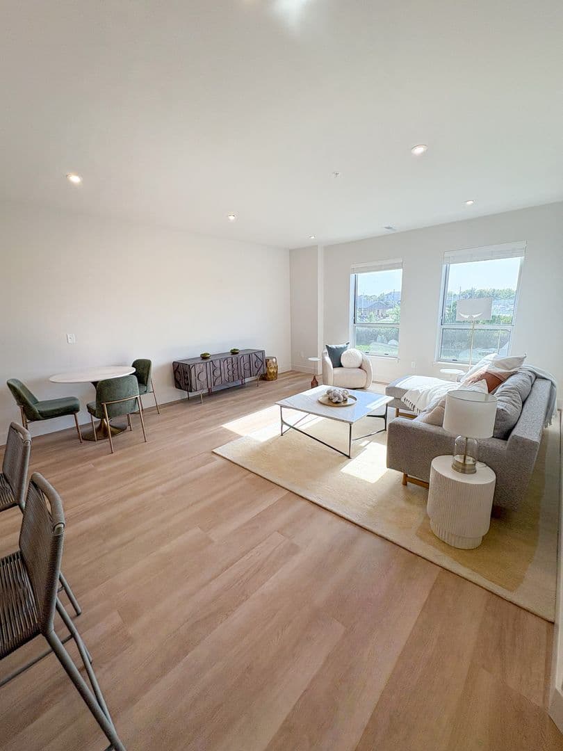 West Lafayette Apartment: 3597 Paramount Drive